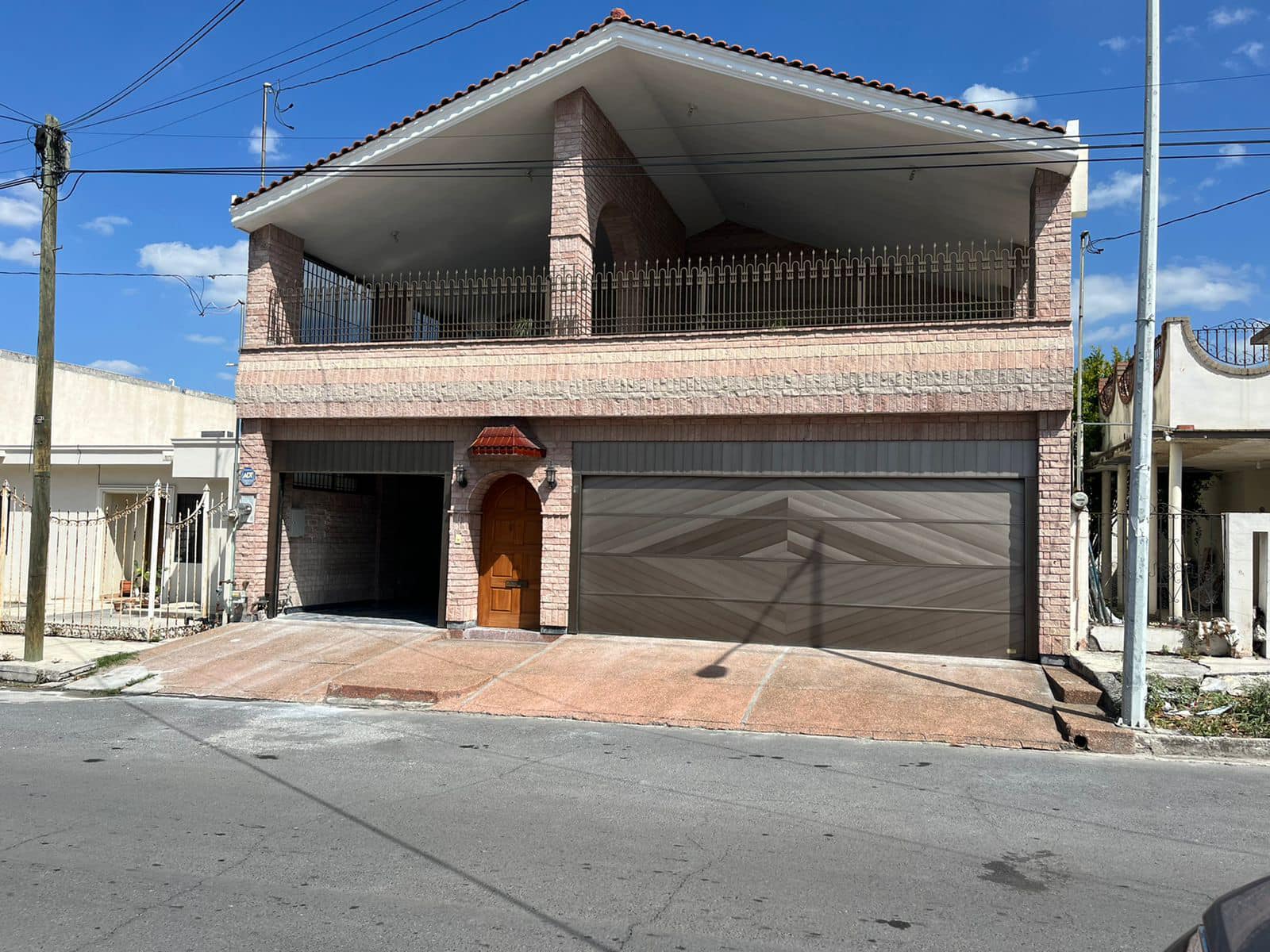 Casa Totalmente Remodelada en Col. Buenos Aires, Monterrey N.L