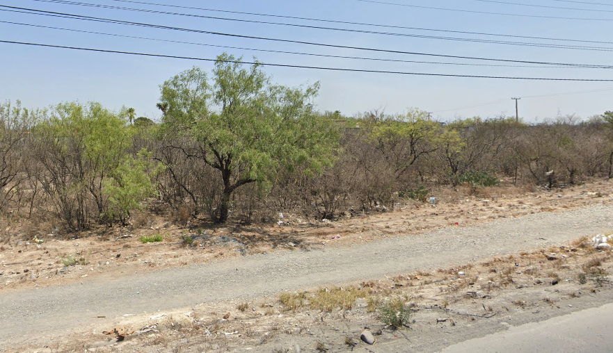 Terreno en Venta, Uso Habitacional/Comercial - Carr. Gral. Zuazua y Carr. a Laredo