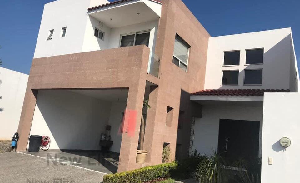 Casa en Venta en Valle de Cristal