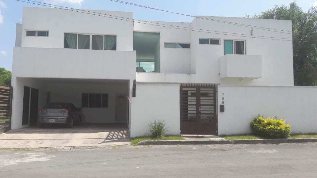 Fotografía de EXCELENTE CASA EQUIPADA EN SANTIAGO, N.L.