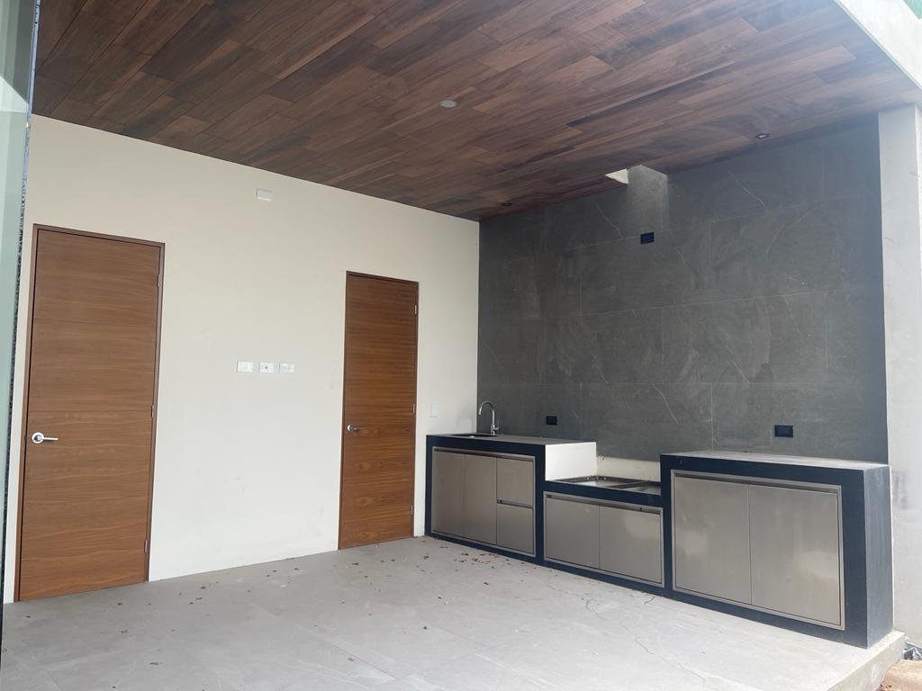 Fotografía de Lujosa Residencia en Col. Mirasierra, SPGG
