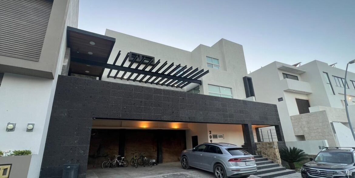 Fotografía de Casa en Venta en Carolco