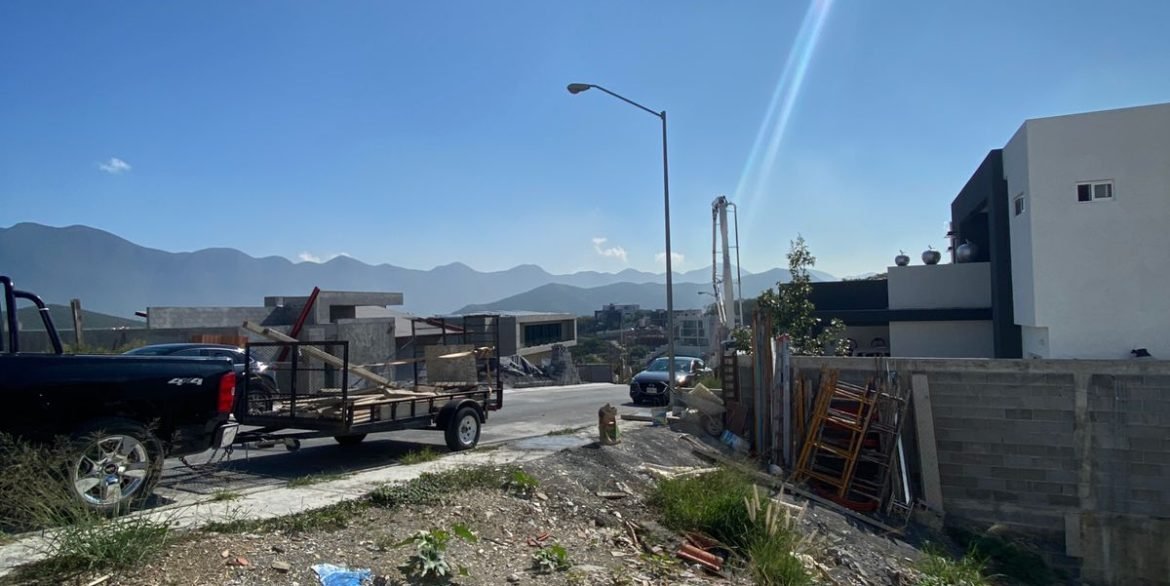 Fotografía de Terreno en Venta Sierra Alta 9o Sector